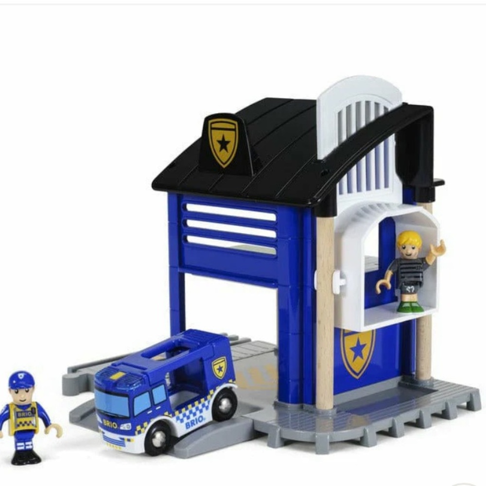 BRIO World Police Station - 33813